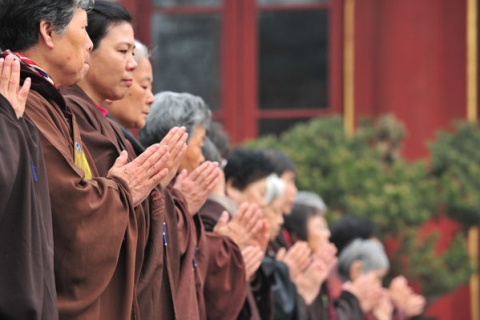 Ảnh hưởng của tư tưởng Phật giáo đến suy nghĩ của người Việt Nam